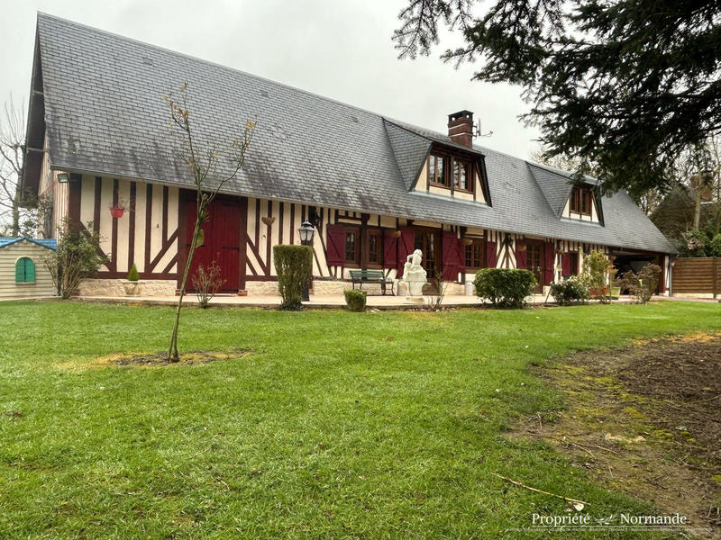 Maison - 137 m² - 5 pièces