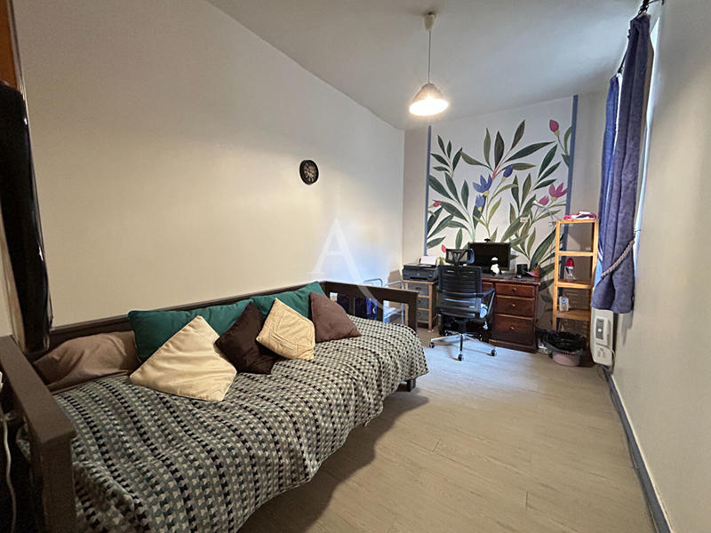 Maison - 93 m² - 4 pièces