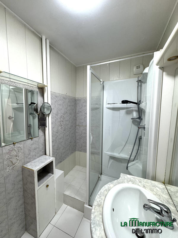 Appartement - 77 m² - 4 pièces