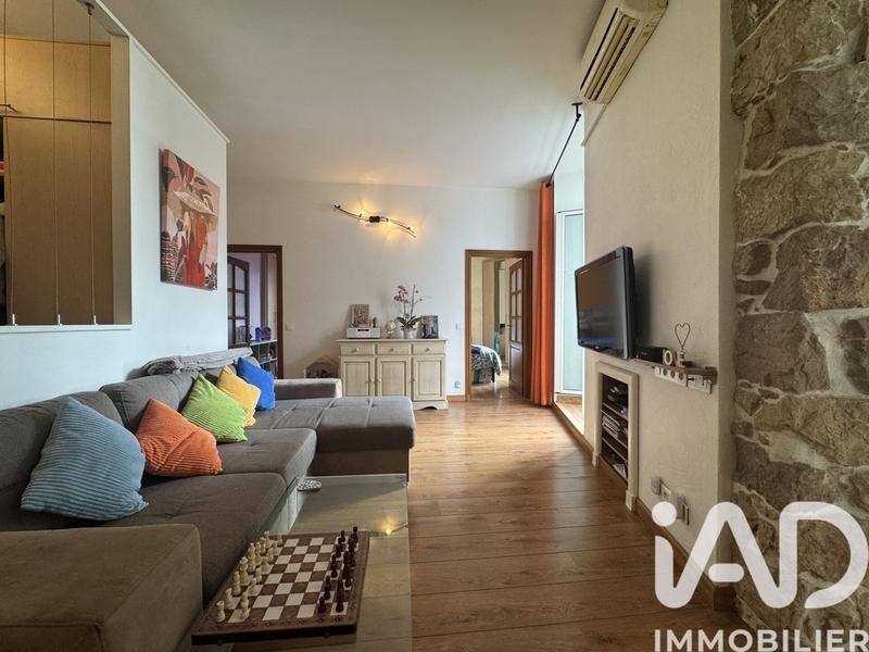 Appartement - 70 m² - 3 pièces
