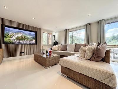 Châlet - 200 m² - 6 pièces