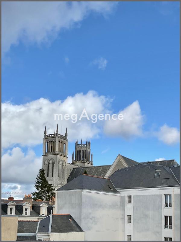 Appartement - 85 m² - 4 pièces