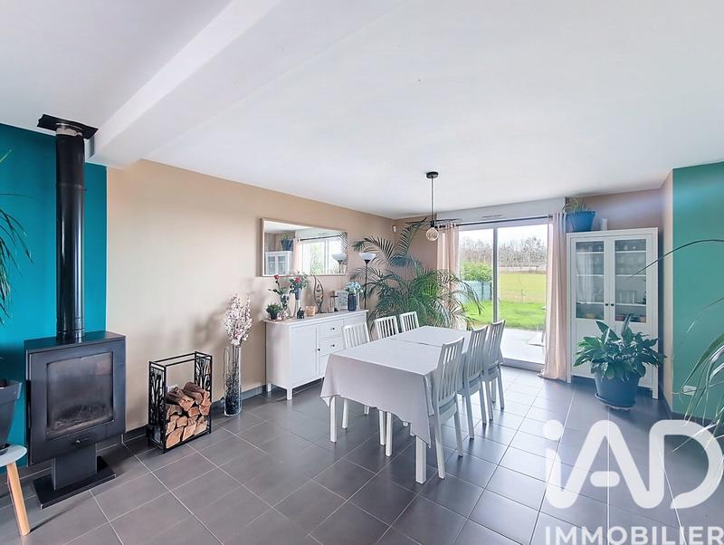 Maison - 98 m² - 5 pièces