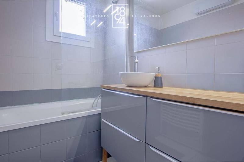 Maison - 77 m² - 4 pièces