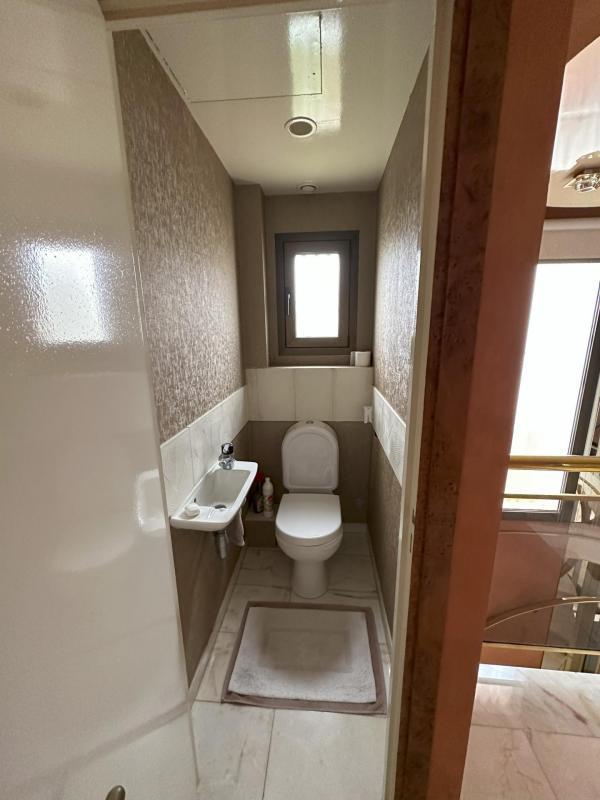 Maison d'architecte - 218 m² - 5 pièces