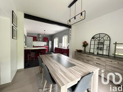 Maison - 211 m² - 6 pièces