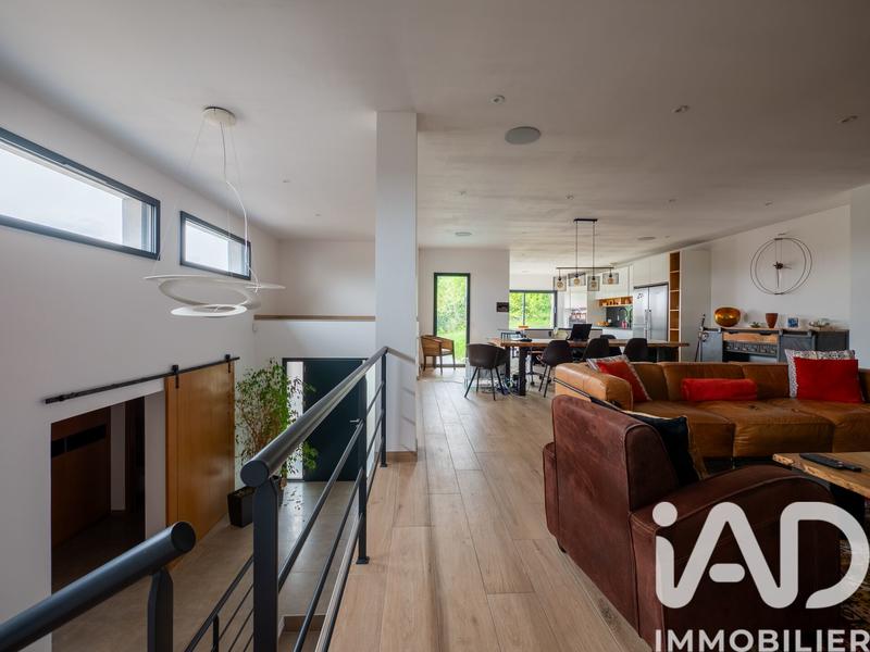 Maison de maîtres - 161 m² - 5 pièces