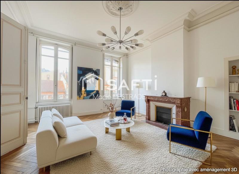 Appartement - 241 m² - 8 pièces