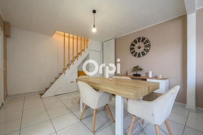 Maison - 93 m² - 4 pièces