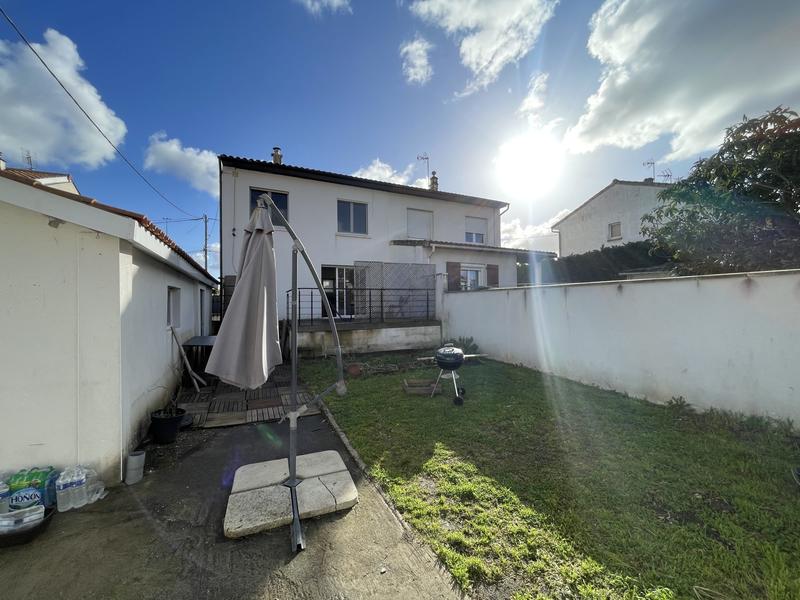 Maison - 85 m² - 5 pièces