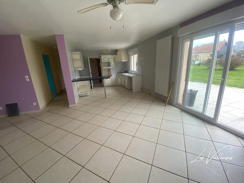 Maison traditionnelle - 188 m² - 7 pièces