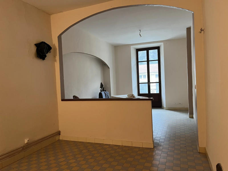 Appartement - 107 m² - 6 pièces