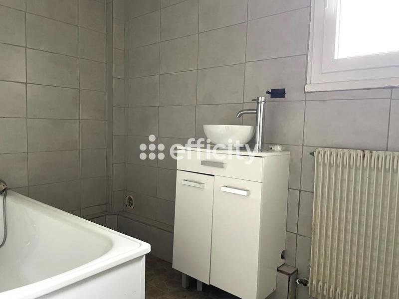 Maison - 82 m² - 4 pièces