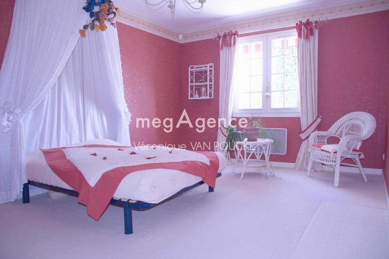 Maison traditionnelle - 187 m² - 5 pièces