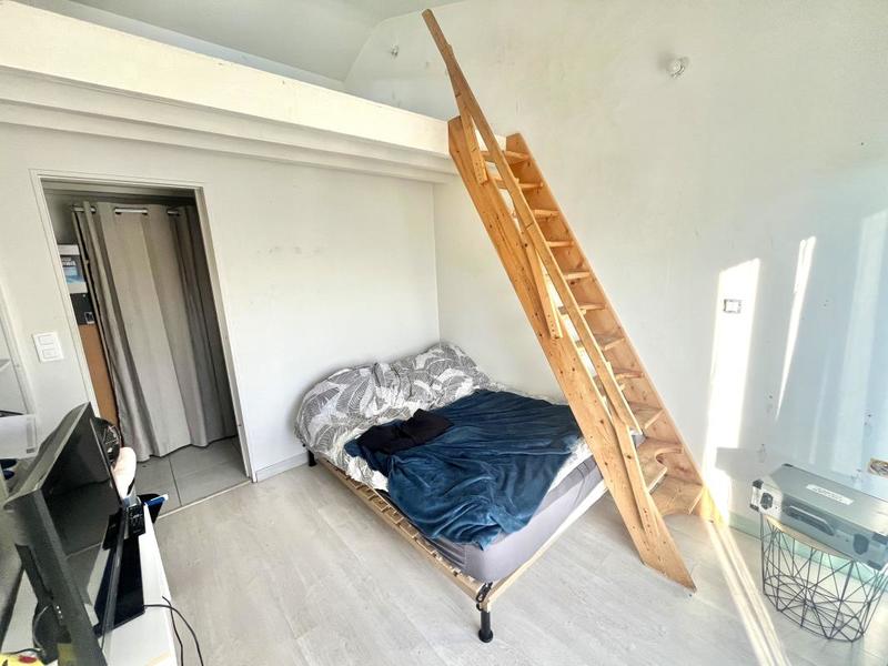 Pavillon - 100 m² - 5 pièces