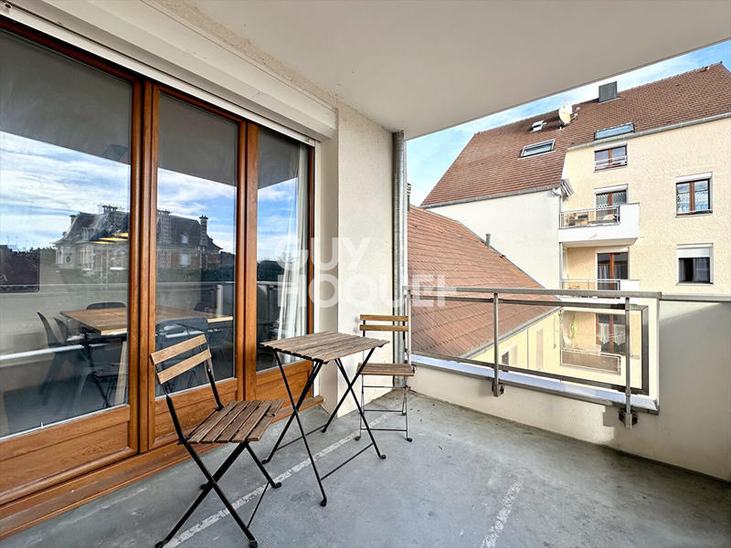 Appartement - 100 m² - 4 pièces