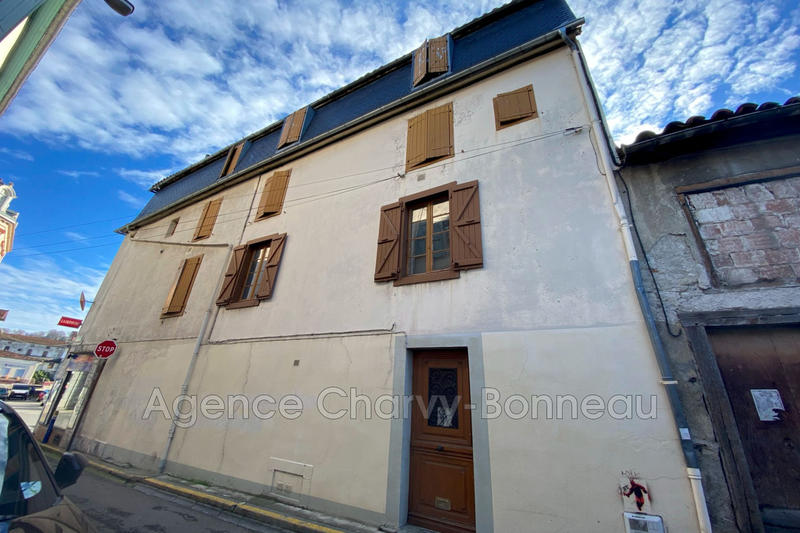 Maison - 190 m² - 8 pièces