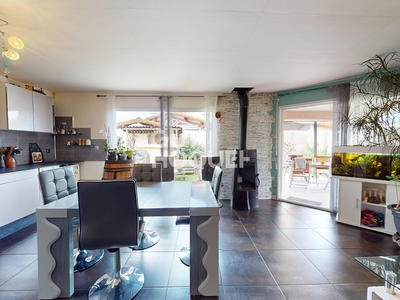 Maison - 84 m² - 4 pièces