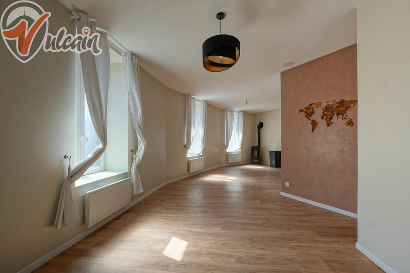 Maison - 170 m² - 3 pièces