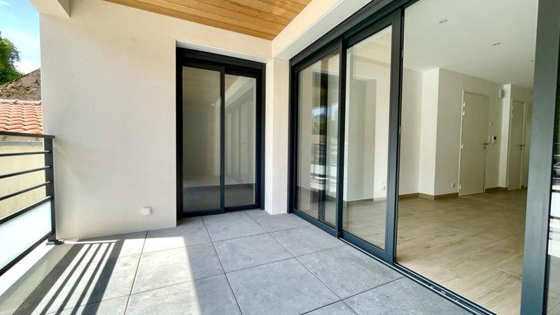 Appartement - 77 m² - 3 pièces