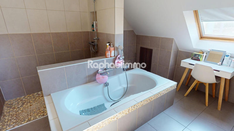 Maison - 126 m² - 5 pièces