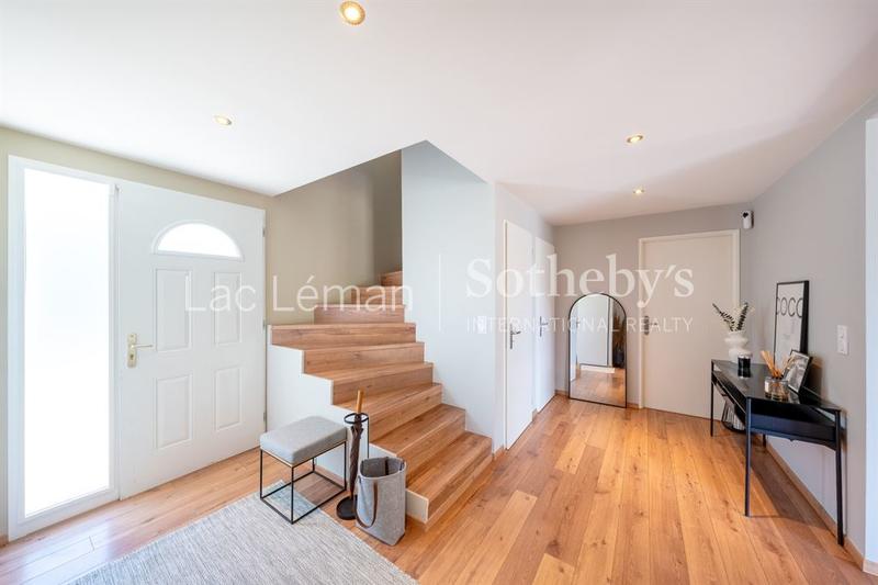 Maison - 158 m² - 6 pièces