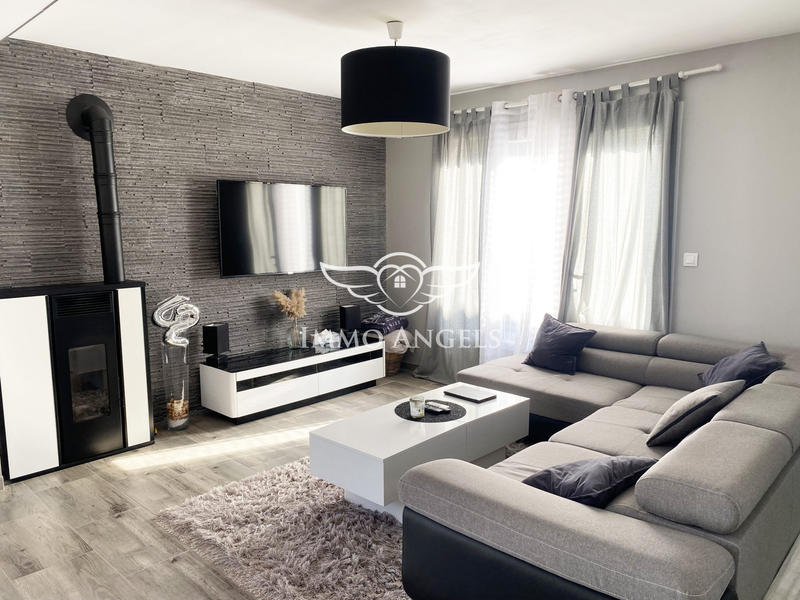 Maison - 141 m² - 6 pièces