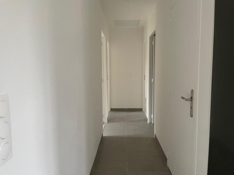 Maison - 93 m² - 4 pièces