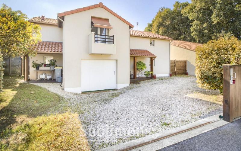 Maison - 120 m² - 6 pièces