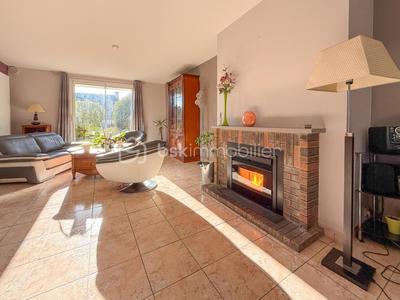 Maison - 160 m² - 8 pièces