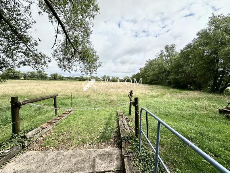 Maison de village - 300 m² - 12 pièces