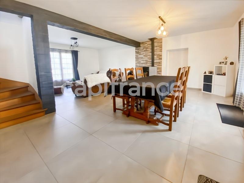Maison - 171 m² - 8 pièces