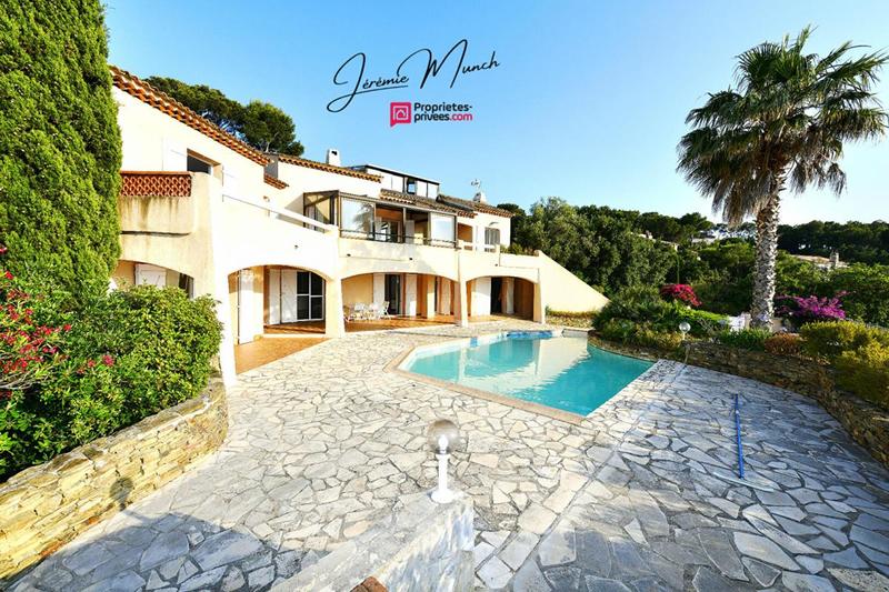 Villa - 285 m² - 7 pièces