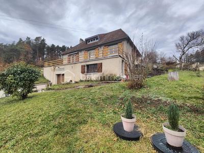 Maison - 85 m² - 5 pièces