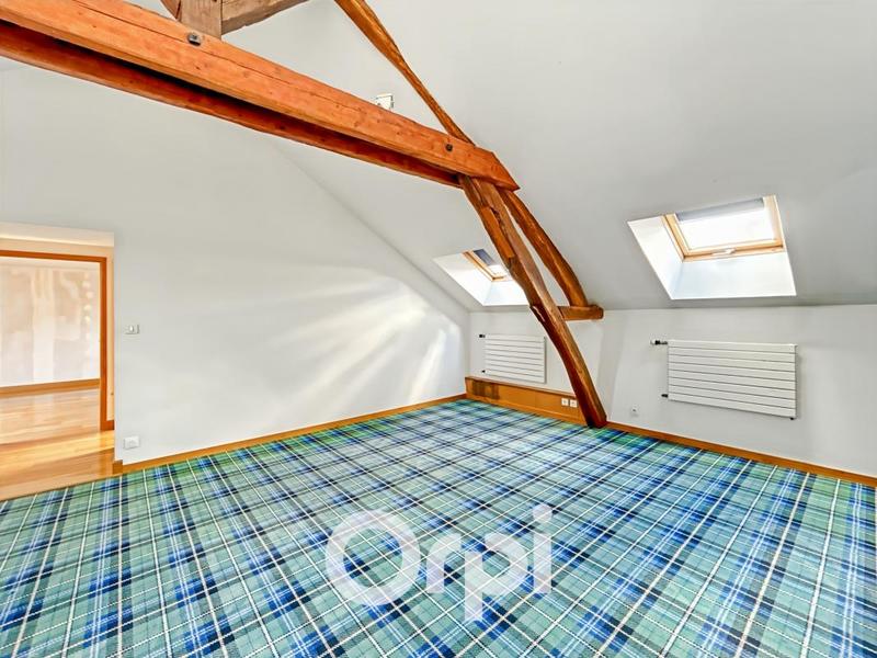 Maison - 231 m² - 8 pièces