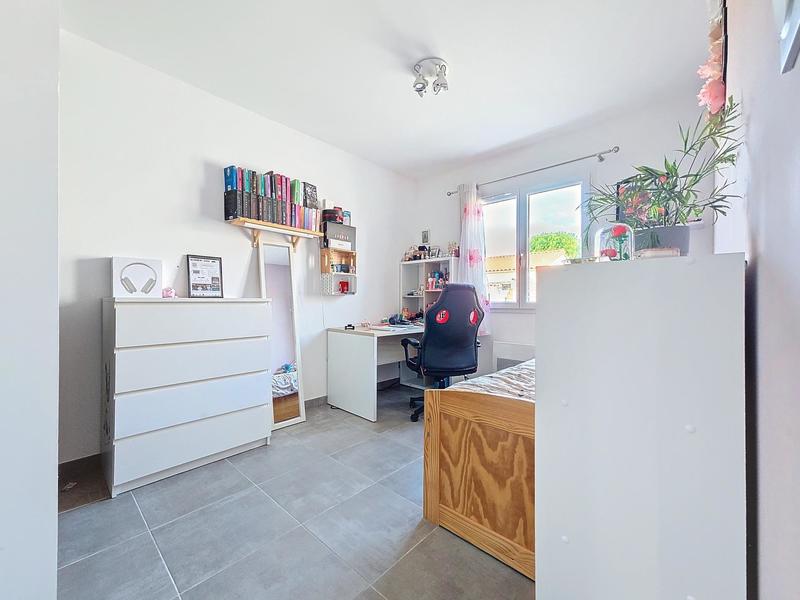 Maison - 96 m² - 4 pièces