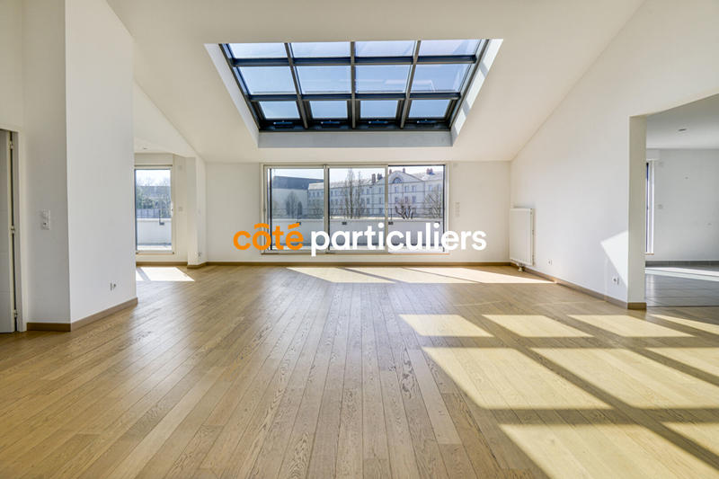 Appartement - 279 m² - 7 pièces