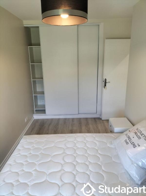 Chambre - 12 m² - 1 pièce