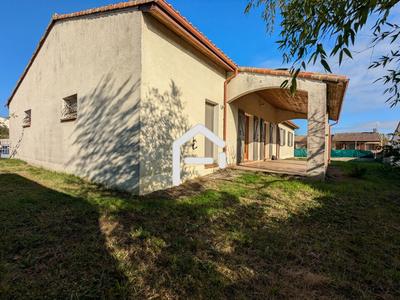 Maison - 110 m² - 5 pièces