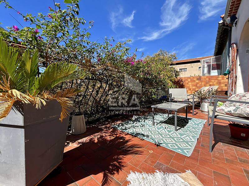 Maison - 355 m² - 12 pièces