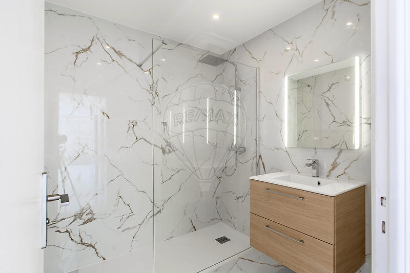 Appartement - 103 m² - 4 pièces