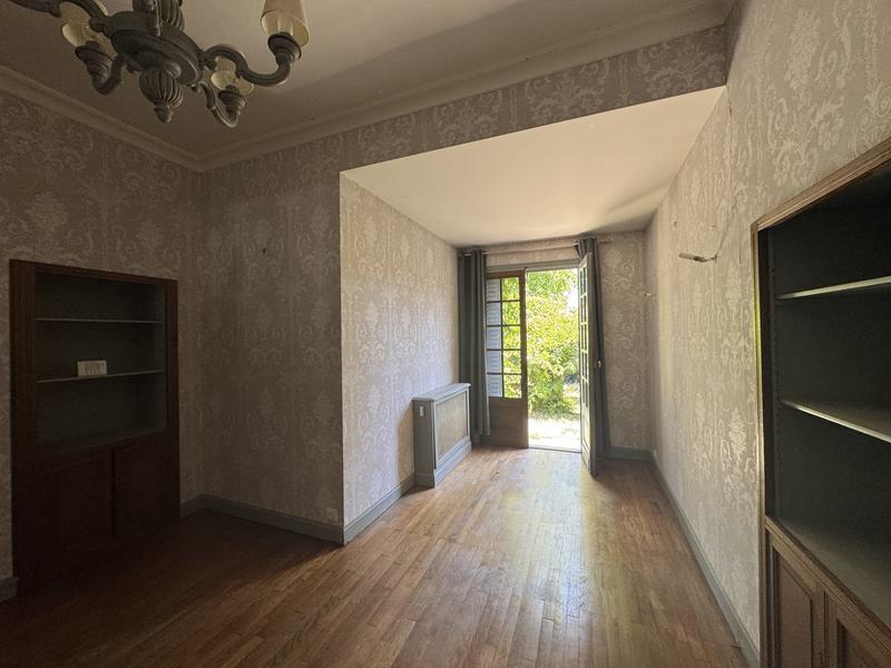 Maison - 197 m² - 8 pièces