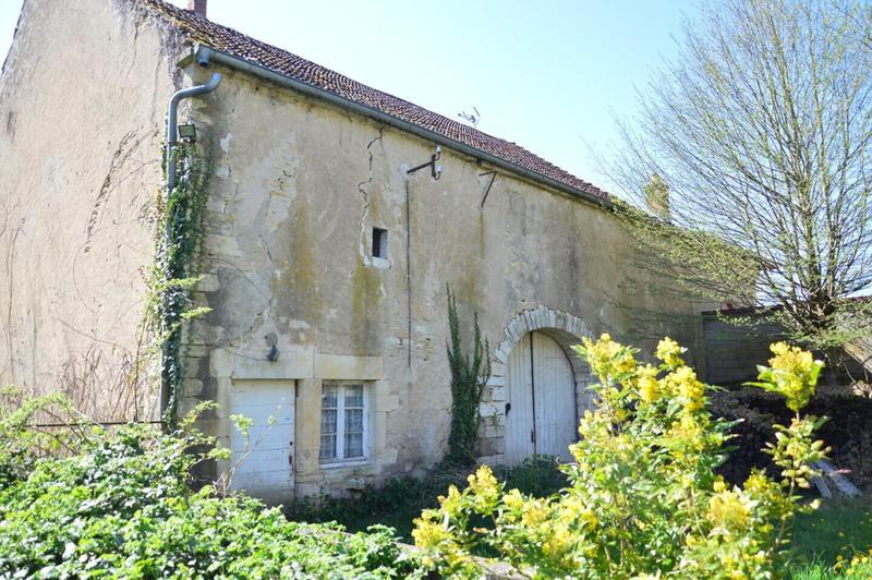 Maison ancienne - 218 m² - 8 pièces
