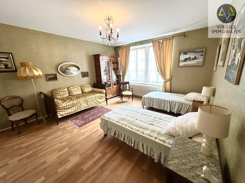 Appartement - 403 m² - 12 pièces