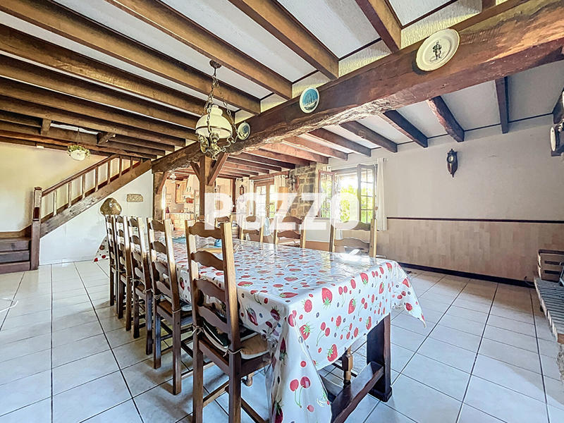 Maison - 160 m² - 7 pièces