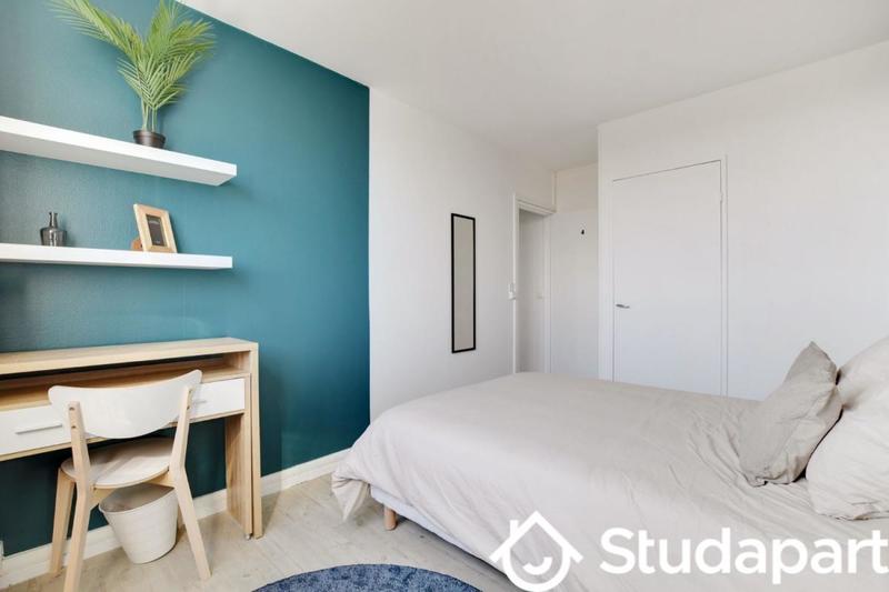 Chambre - 10 m² - 1 pièce