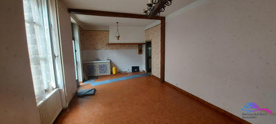 Maison - 88 m² - 4 pièces