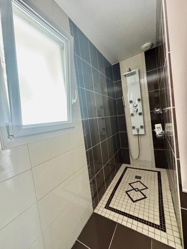 Maison - 118 m² - 6 pièces