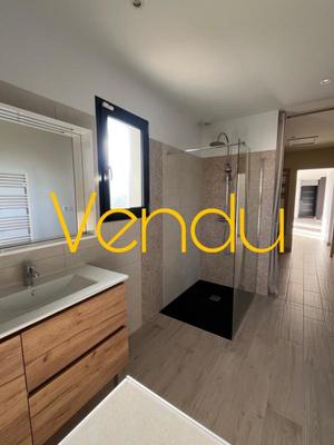 Propriété - 111 m² - 4 pièces