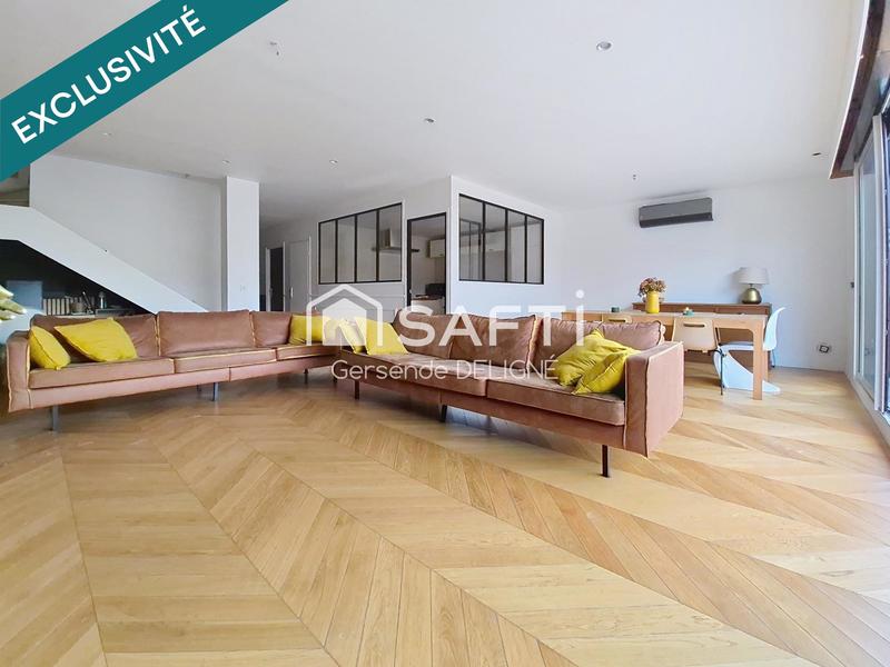 Maison - 140 m² - 5 pièces